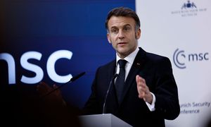 Cła Trumpa unieważnione. Macron komentuje. Nie obyło się bez złośliwości