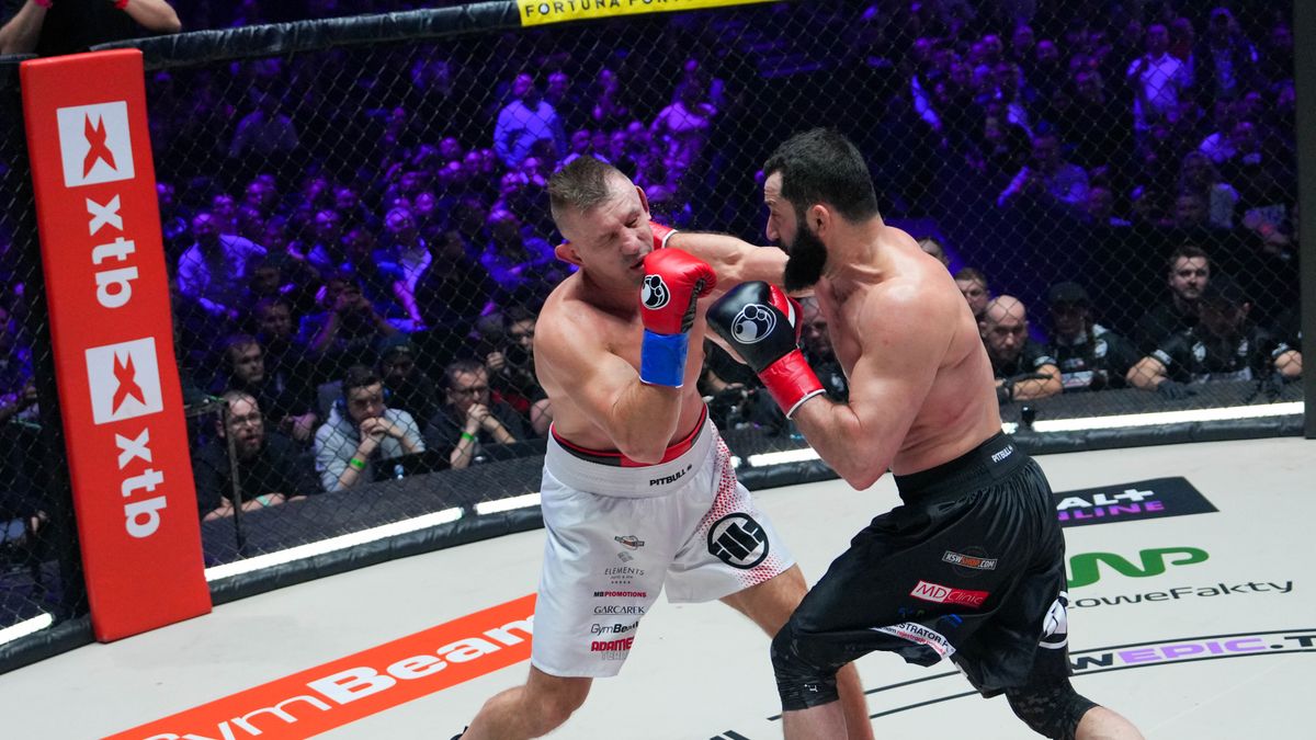 Fragment walki Tomasza Adamka i Mameda Chalidowa