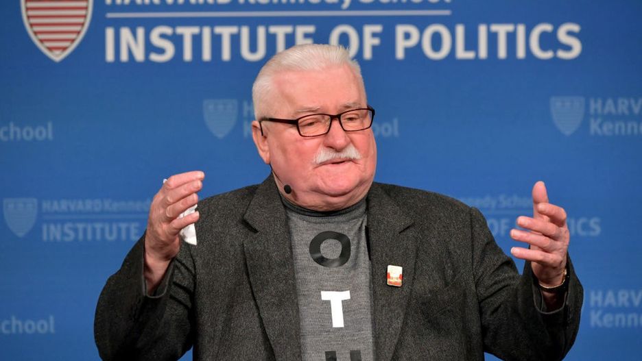 Lech Wałęsa apeluje do europosłów. "Zwróćcie się do organów UE"