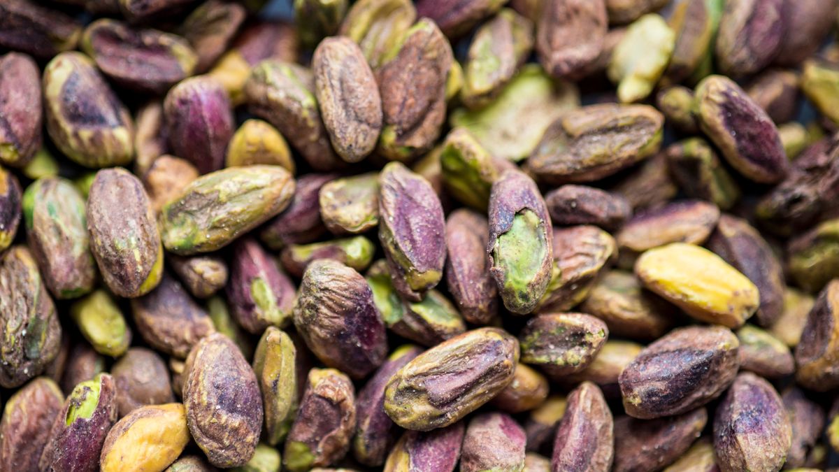 Full Frame Shot Of PistachiosEddy Zecchinon / EyeEmNo People, Outdoors, Abundance, High Angle View, Indoors, Full Frame, Nut - Food, Freshness, Large Group Of Objects, Food, Close-Up, Food And Drink, Pistachio, Backgrounds, Healthy Eating, Arrangement, Horizontal Image