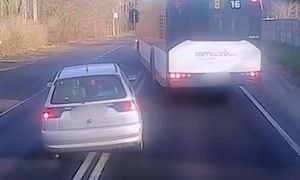 "Prawdziwy mistrz kierownicy". Nie do wiary, co zrobił ten kierowca