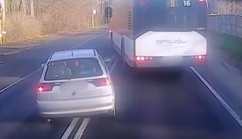 "Prawdziwy mistrz kierownicy". Nie do wiary, co zrobił ten kierowca