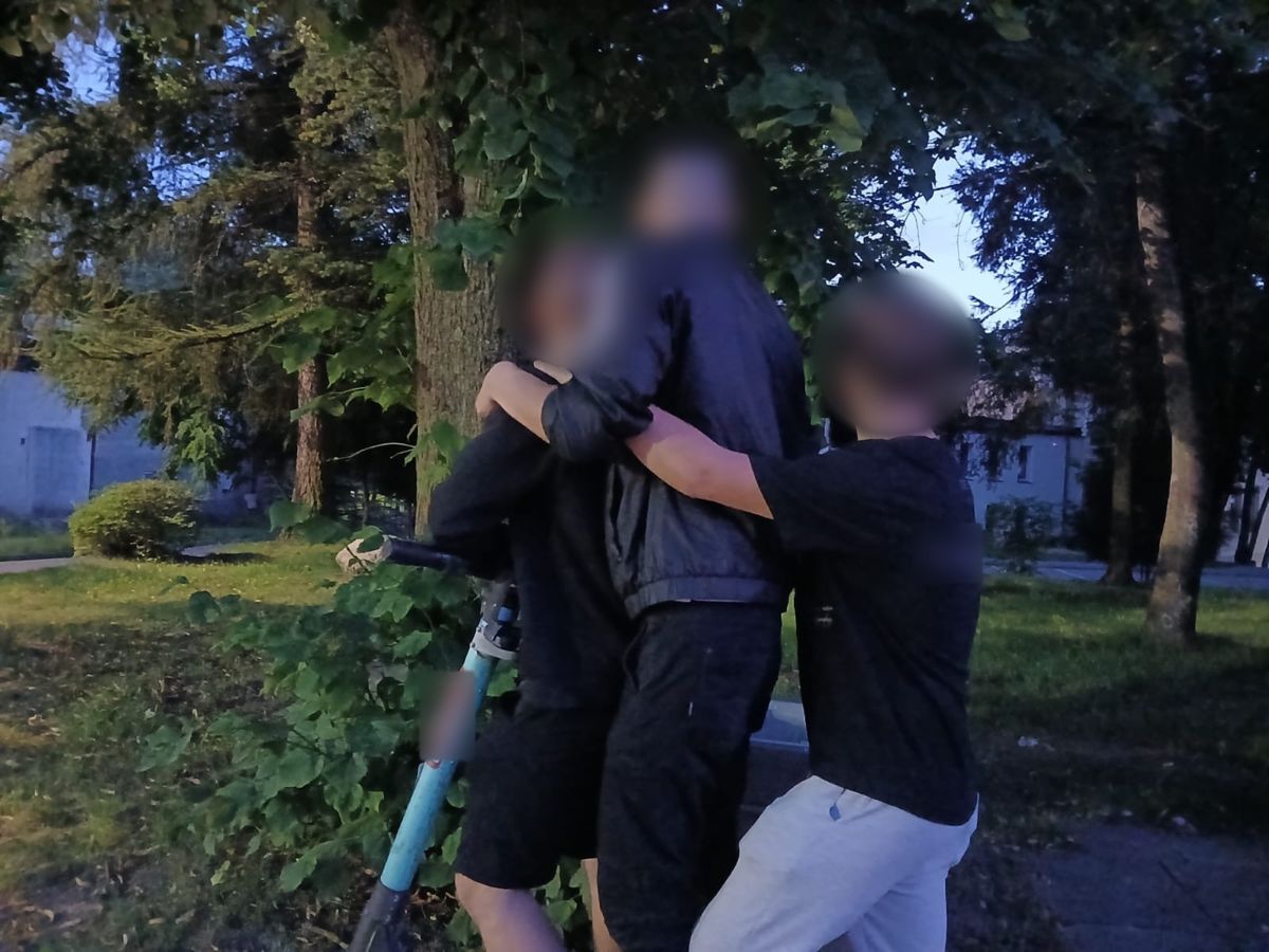 Ostróda: Jechali we trzech na hulajnodze elektrycznej. Interweniowała policja