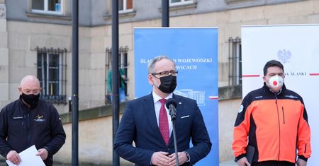 Sztab kryzysowy na Śląsku. Niedzielski: sytuacja jest krytyczna