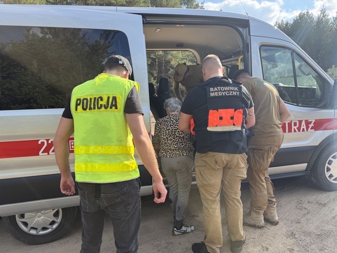 Spędziła noc w lesie. Seniorka zgubiła się na grzybobraniu