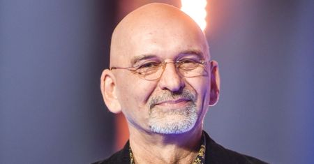 Niedawno zbierał na pogrzeb matki. Teraz Mariusza Czajkę stać na wakacje