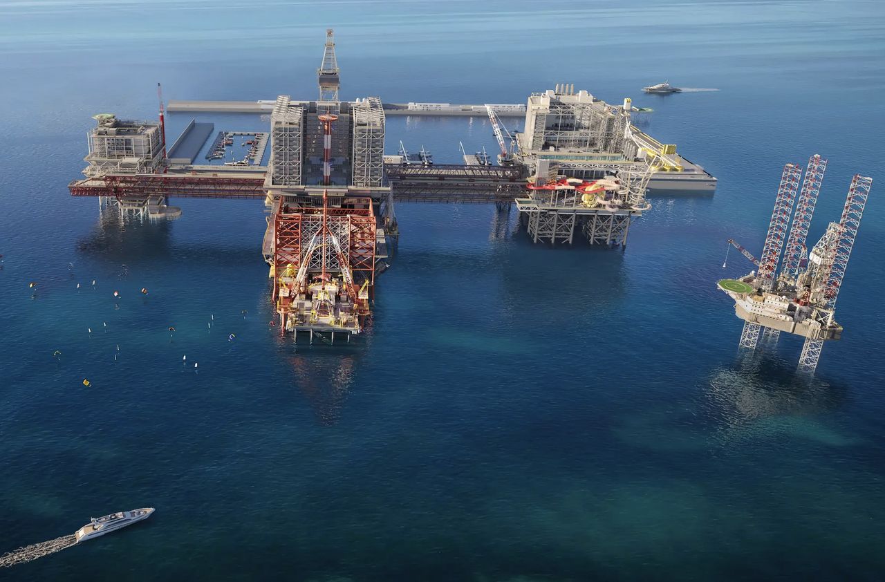 Arabs' $5 billion underwater amusement park, The Rig, could welcome first visitors by 2032