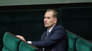 Koniec pobłażania. Sejm szykuje bat na posłów
