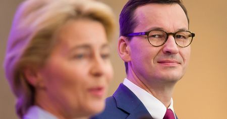 Klęska rządu. Unijne miliardy nie płyną do Polski, mimo zaklinania rzeczywistości