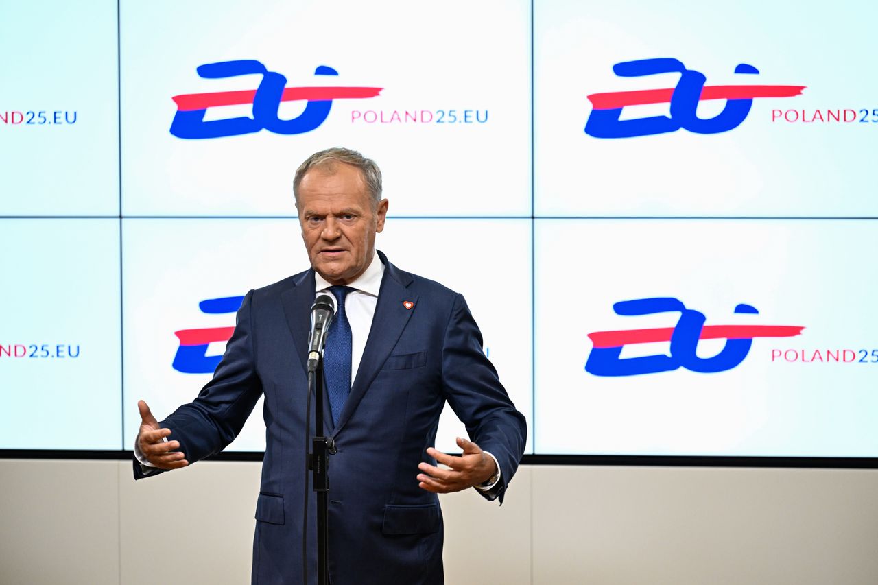 Tusk o protestach wyborczych. "Mało prawdopodobne, aby skala nieprawidłowości wypaczyła wynik"