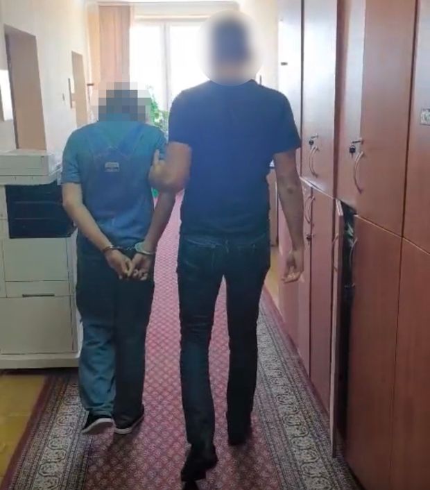 Zamiast pomóc nieprzytomnemu mężczyźnie – okradli go i uciekli. Para z Ursynowa zatrzymana
