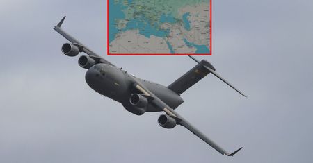 Niepokojąca mapa. Samoloty sił powietrznych USA lecą na Bliski Wschód