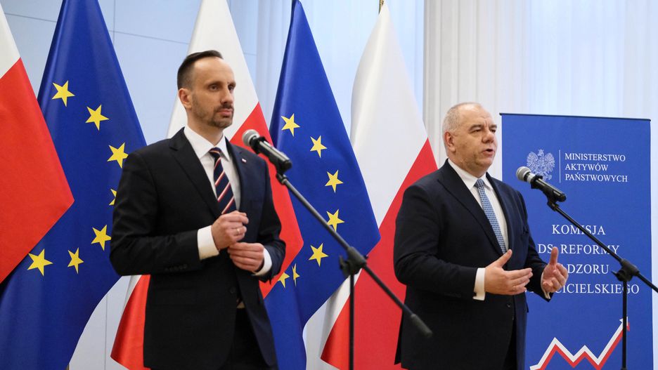 Janusz Kowalski do dymisji? Jacek Sasin miał podjąć decyzję