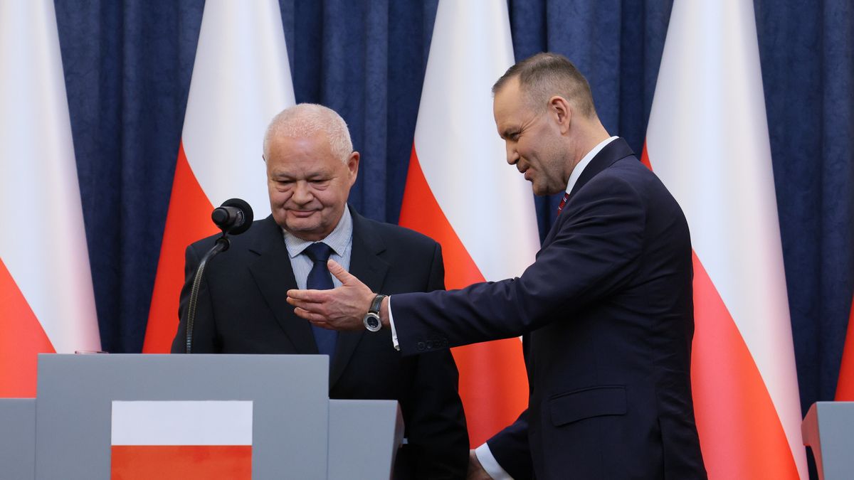 Karol Nawrocki, Adam Glapiński
Warszawa, 04.03.2026. Prezydent RP Karol Nawrocki (P) i prezes Narodowego Banku Polskiego Adam Glapiński (L) podczas konferencji prasowej w Pałacu Prezydenckim w Warszawie, 4 bm. (sko) PAP/Paweł Supernak
Paweł Supernak
konferencja, konferencja prasowa, NBP, pałac prezydencki, polityk, polityka