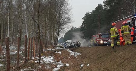 Karambol na DK22 pod Sulęcinem. Wielu rannych, poparzone dziecko