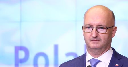 Kontrowersyjne słowa wiceministra u Olejnik. Tak się tłumaczy
