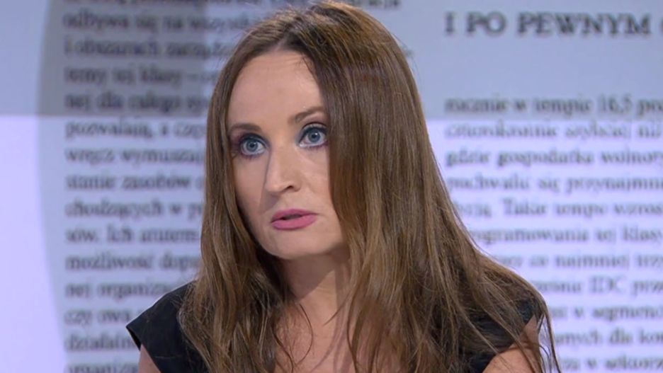 Justyna Dobrosz-Oracz w "Loży prasowej" TVN24