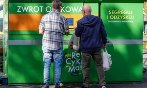 Szykują sporą podwyżkę za śmieci. Powód? System kaucyjny działa za dobrze
