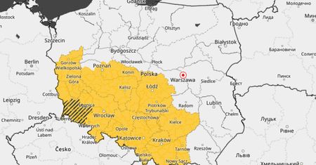 Ostrzeżenia IMGW. Uwaga na gwałtowne burze i grad