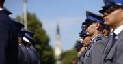 Żar lał się z nieba, a oni świętowali. Dzień Policji w Częstochowie: awanse, wyróżnienia i goście na Placu Biegańskiego.