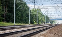 Reda. Pociąg potrącił mężczyznę. 48-latek nie żyje