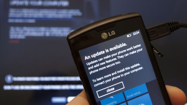 LG E700 - nowy smartfon z Windows Phone 7 w drodze 1