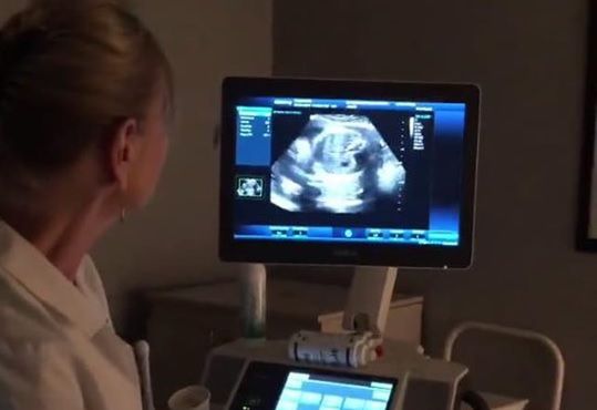 Córeczka Dżoany ma już włoski