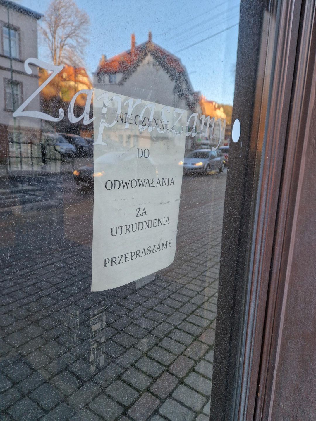 Wiele lokali w mieście jest zamkniętych w trakcie tygodnia