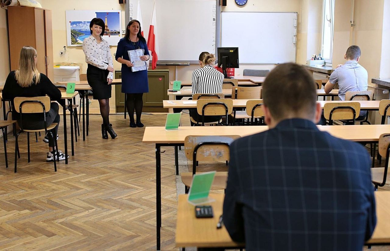 Kiedy są wyniki egzaminu zawodowego w 2025 roku? Wejdź na portal zdającego i sprawdź wyniki krok po kroku