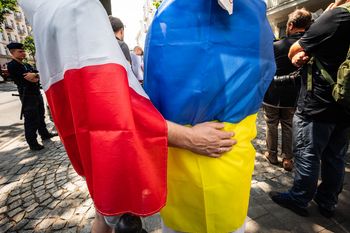 Ukraińcy piszą o szkole w Warszawie. Ekspert ostrzega