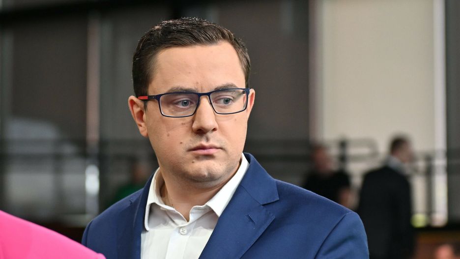Konwencja Trzeciej Drogi w Krakowie
Fot. Artur Barbarowski/East News Krakow 07.10.2023. Konwencja  KKW Trzeciej Drogi PSL-PL2050  w Krakowie w hali Cracovii.
N/z: Milosz Motyka
Artur Barbarowski