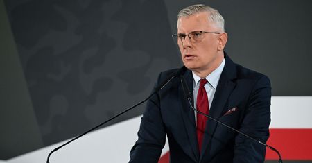 Tyle zarabia szef BBN. Pokazał przelew