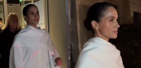 Internauci NABIJAJĄ SIĘ z debiutującej na Paris Fashion Week Meghan Markle: "Dlaczego ona chodzi w taki sposób?!" (WIDEO)