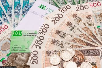 Emeryci czekają na trzynastki. ZUS podał harmonogram wypłat