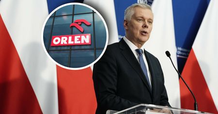 "Pilne wyjaśnienie". Siemoniak zabrał głos ws. Rosjan przy budowie Orlenu