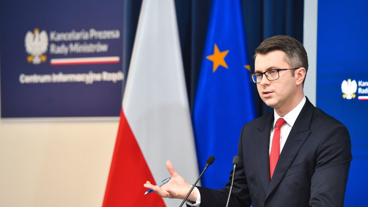 Piotr Müller o "lex pilot" - każdy sam decyduje, co ogląda