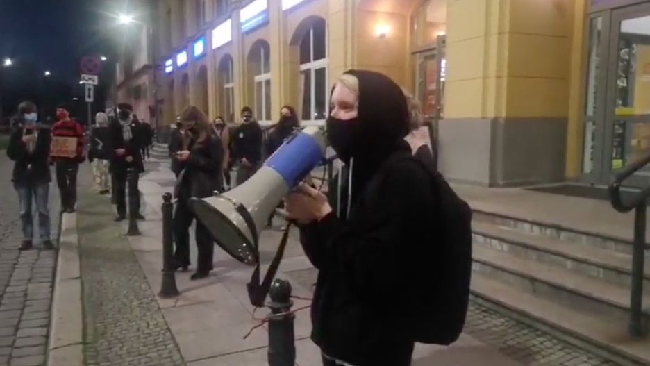 Prawo do aborcji. Wrocław mówi "nie" decyzji Trybunału Konstytucyjnego. Protest pod siedzibą PiS, w piątek kolejny