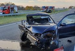 Czołowe zderzenie na S5. Auto jechało pod prąd