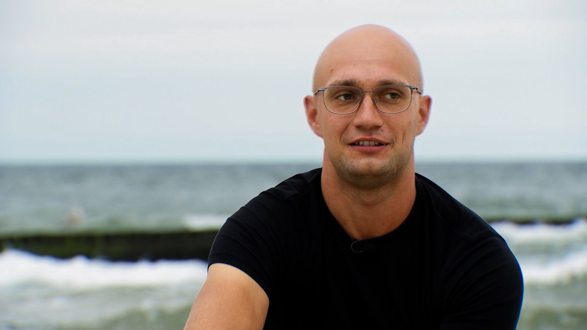 Adam Kraśko GROZI Valentynowi
