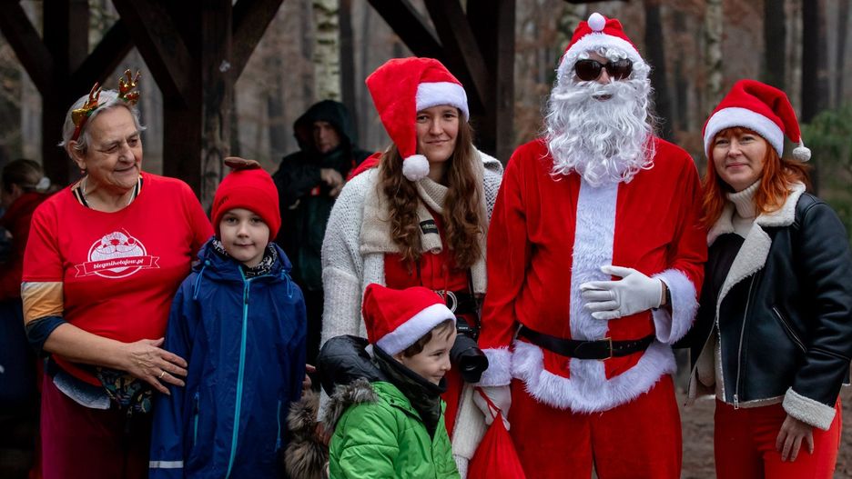 Parkrun Toruń w mikołajkowych klimatach