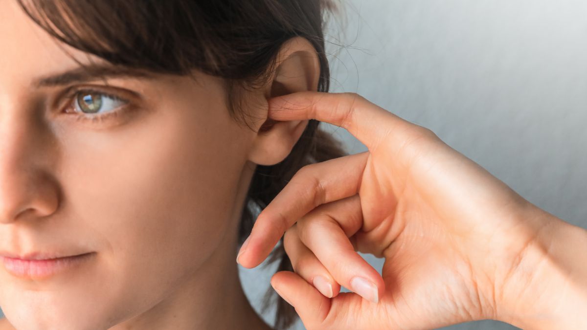 Azimycin może być stosowany u pacjentów z zapaleniem ucha środkowego.