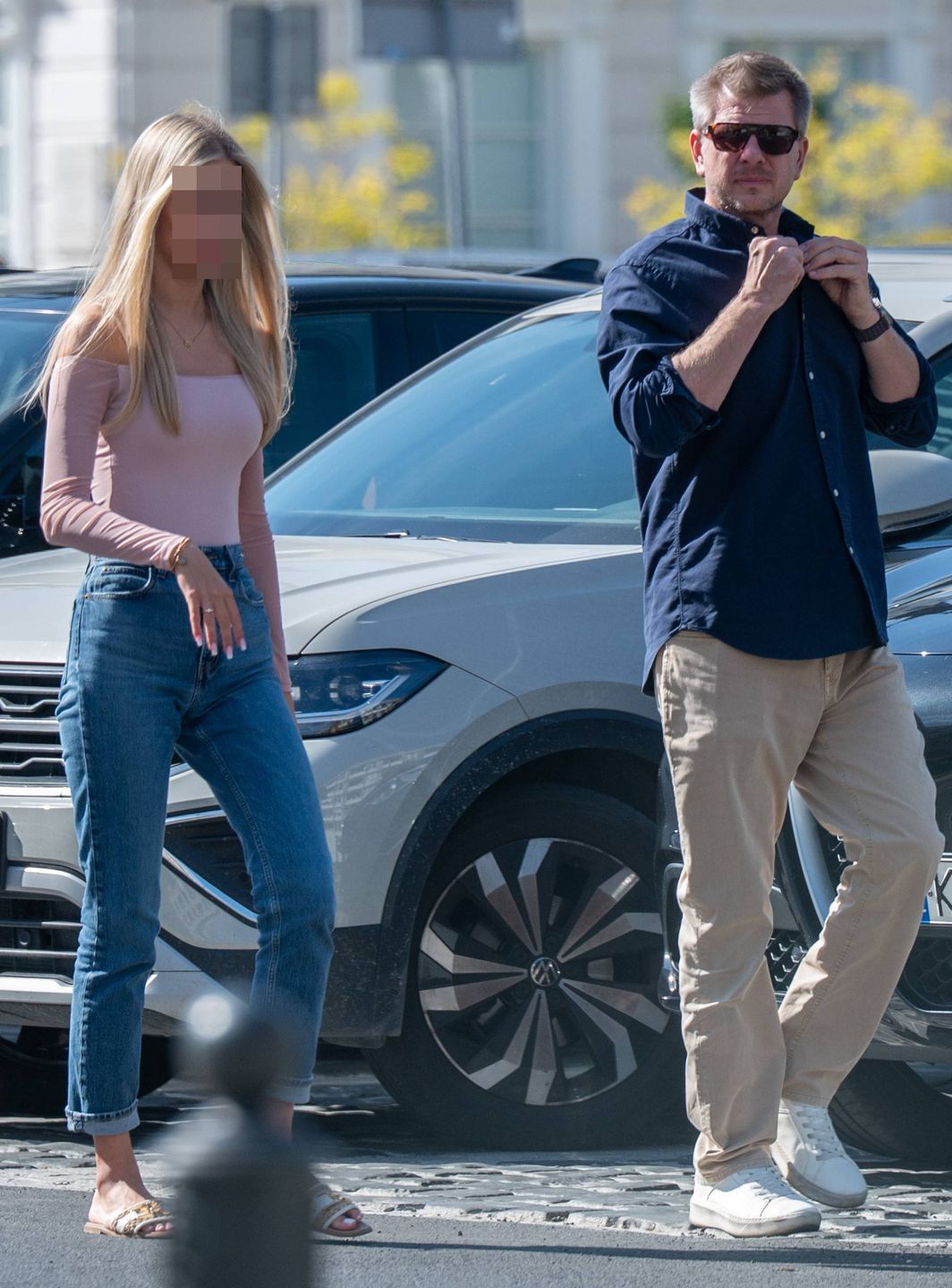 Filip Chajzer przyłapany na mieście z 20-letnią narzeczoną