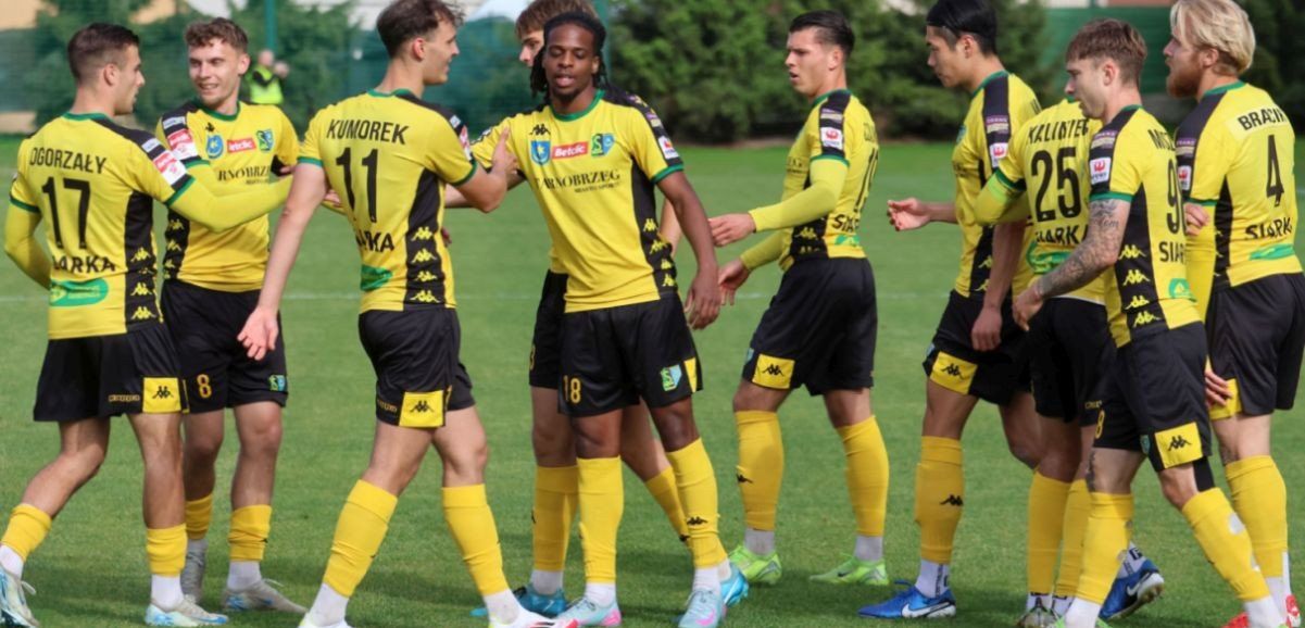 Betclic 3 Liga. Siarka Tarnobrzeg wie, o co gra. KS Wiązownica i Pogoń/Sokół podobnie