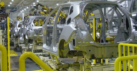 Honda ogranicza japońską produkcję. Powodem problemy z łańcuchem dostaw