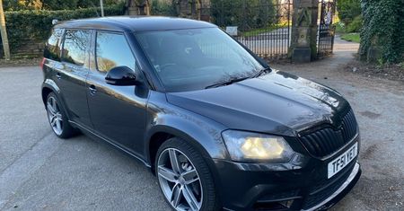 Škoda Yeti z napędem Audi RS 3 to idealny przepis na sleepera. Właśnie trafiła na sprzedaż