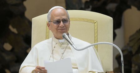 "Zawłaszcza twarze". Pilny apel papieża ws. sztucznej inteligencji.