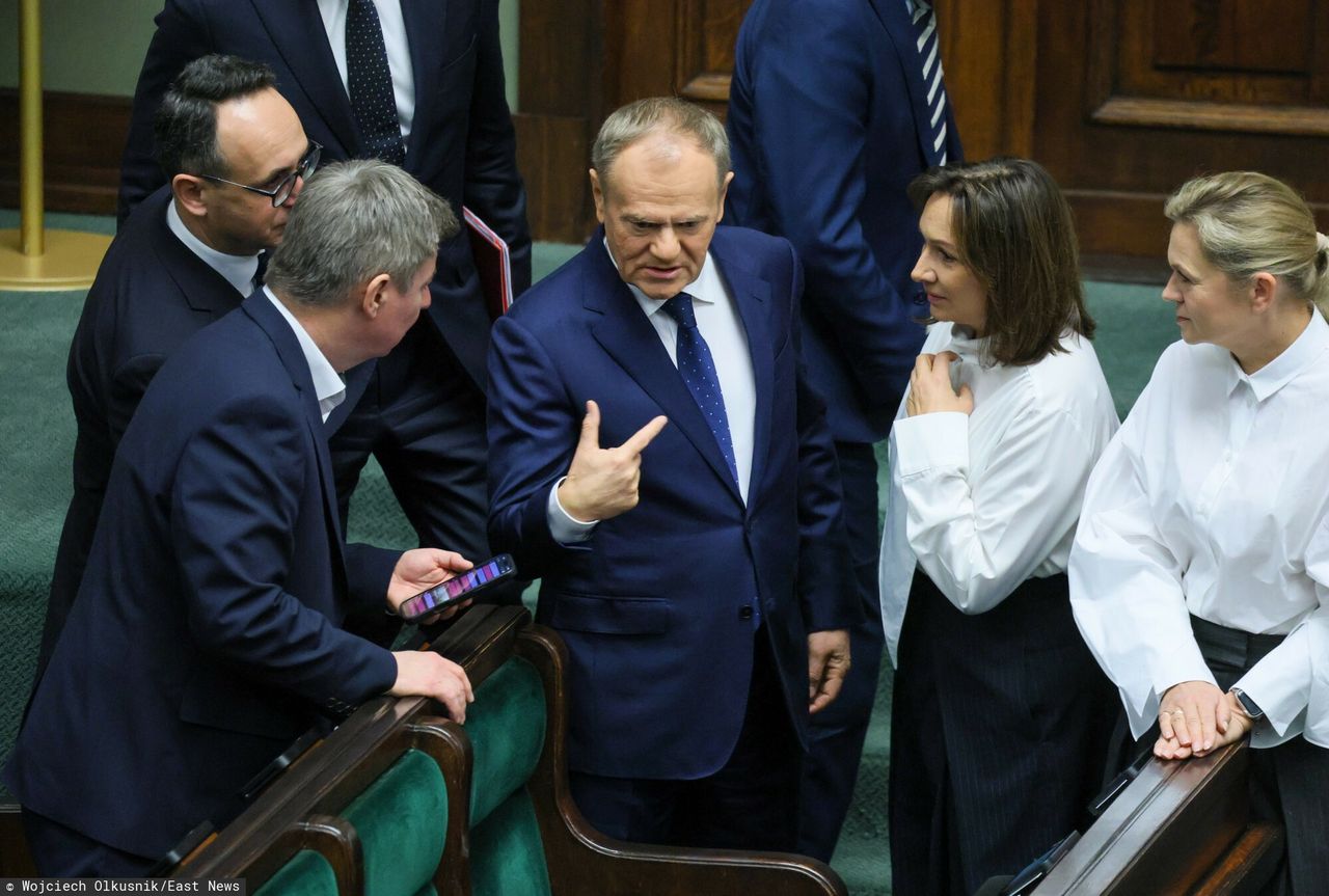 "Sprawa zamknięta". Tusk przyjął wyjaśnienia Wielichowskiej, w partii wątpliwości
