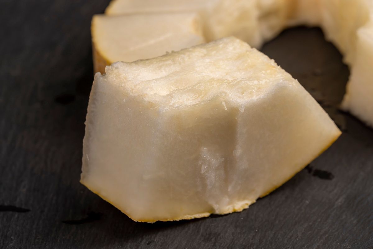 Warto jeść go wieczorem. Pomaga zasnąć i oczyścić organizm w czasie snu