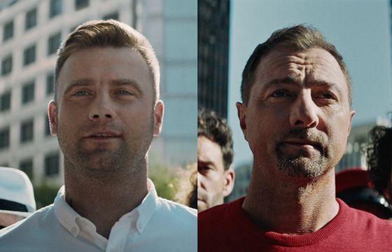 Jerzy Dudek i Artur Boruc w reklamach i na puszkach piwa Warka (wideo)
