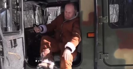 Władimir Putin podczas relaksu. Prezydent pośród syberyjskiej tajgi